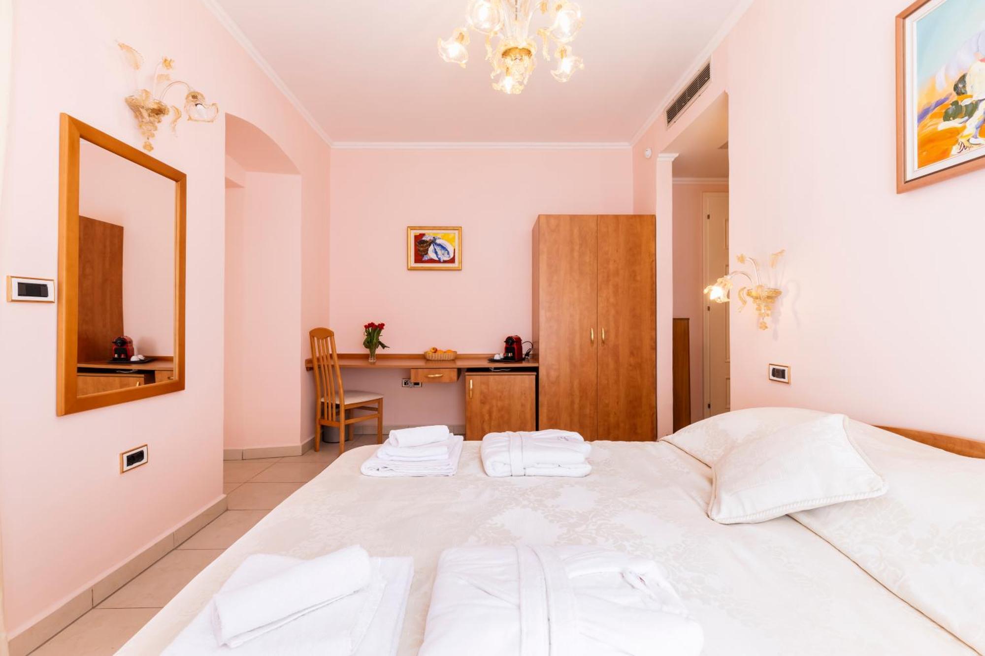 Villa Cassia Mali Lošinj Buitenkant foto